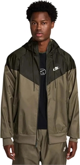 {{photo.Alt || photo.Description || 'Ветровка мужская NIKE M NK WVN LND WR HD JKT'}}