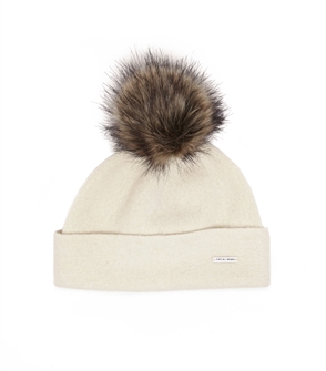 {{photo.Alt || photo.Description || 'Шапка женская MARCCAIN'}}